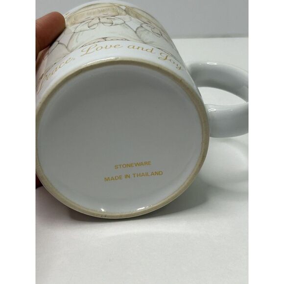PEACE LOVE JOY Praying Angels Coffee Mug Cup Christmas White + Gold Color VTG - Picture 6 of 10